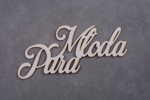 napis MŁODA PARA 